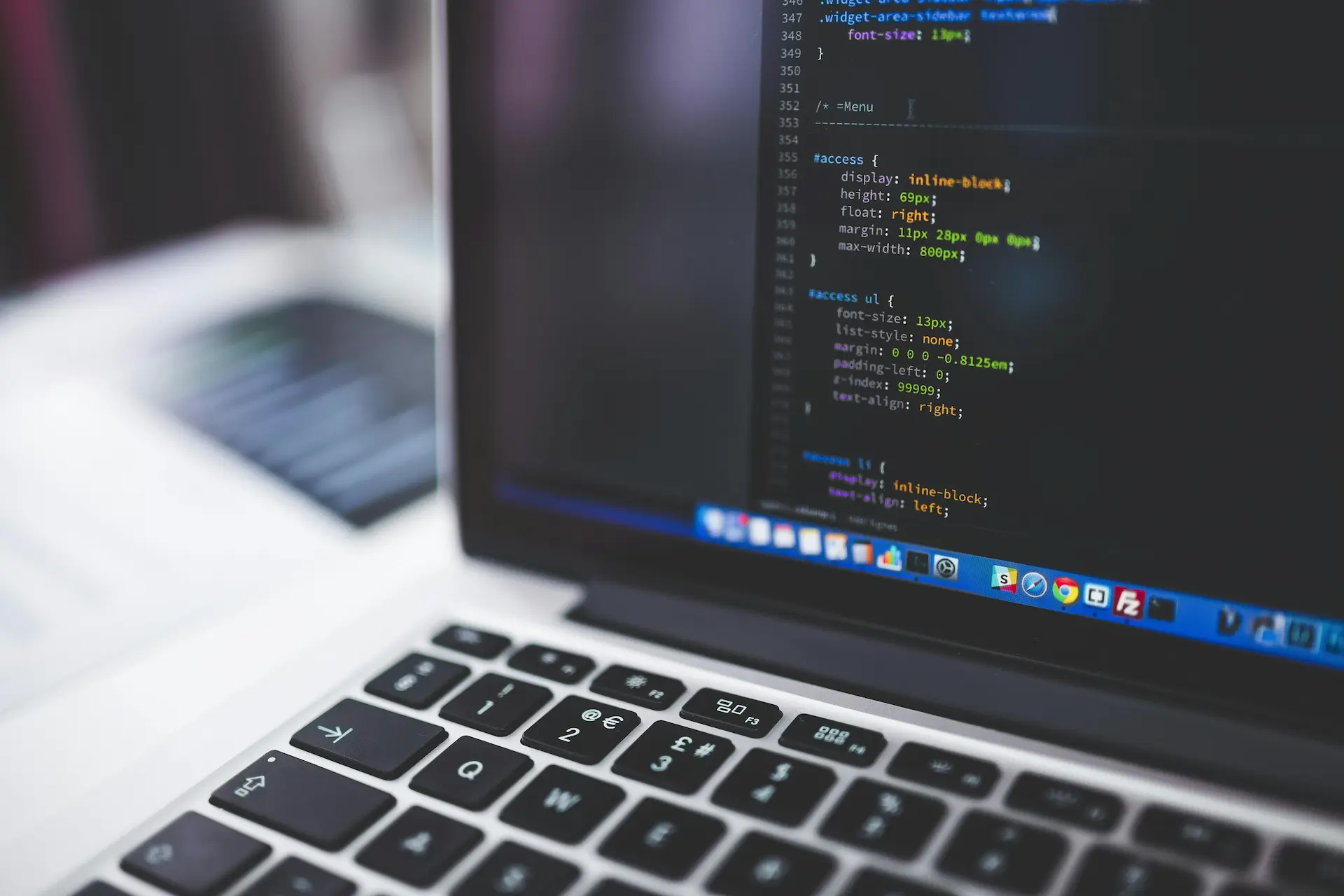 WordPress vs Wix vs Squarespace: A Cardiff Business Guide for 2025